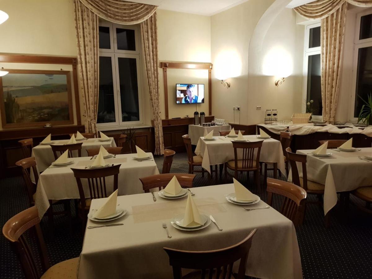 Hotel Altberesinchen Франкфурт на Одер Екстериор снимка